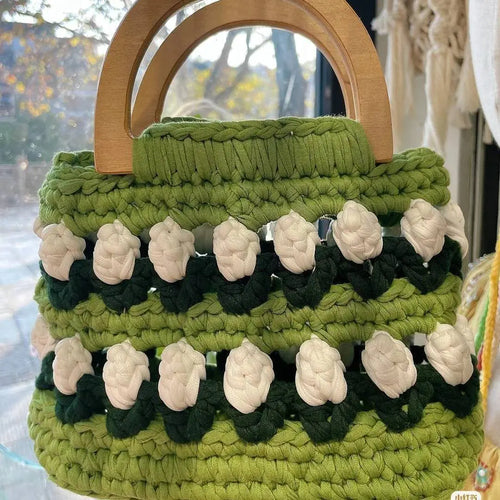 Crochet Knitting Tulips Handbags with Cloth Line Design