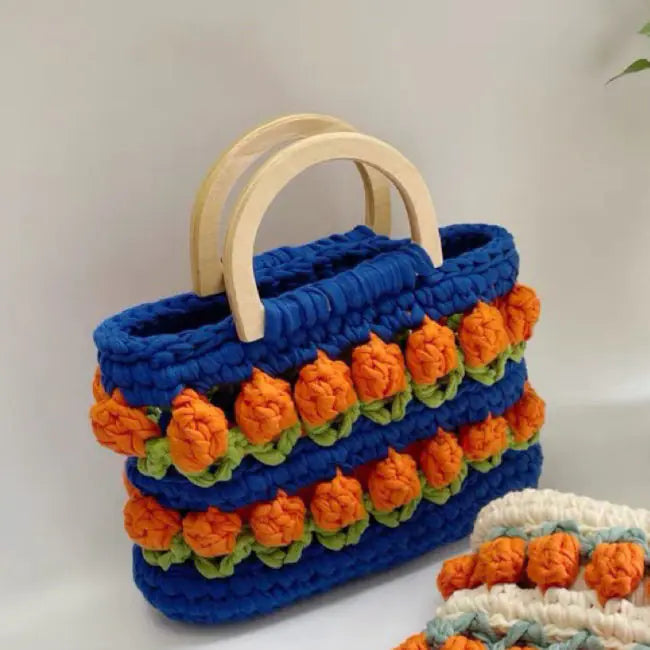 Crochet Knitting Tulips Handbags with Cloth Line Design